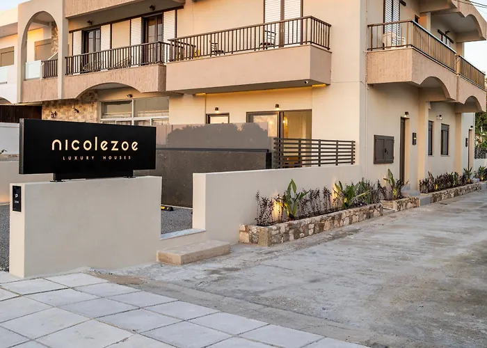 Luxury Homes - Nicole Lambi (Kos)