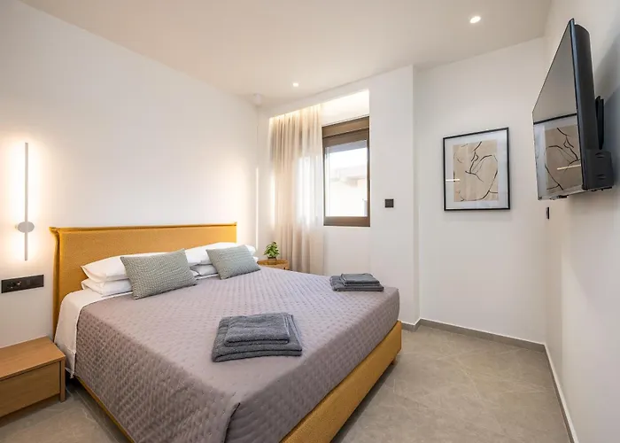 Luxury Homes - Nicole Lägenhet