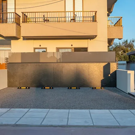Luxury Homes - Nicole Apartament *