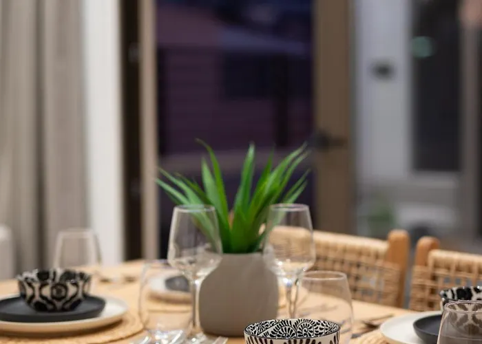 Luxury Homes - Nicole Lambi (Kos)